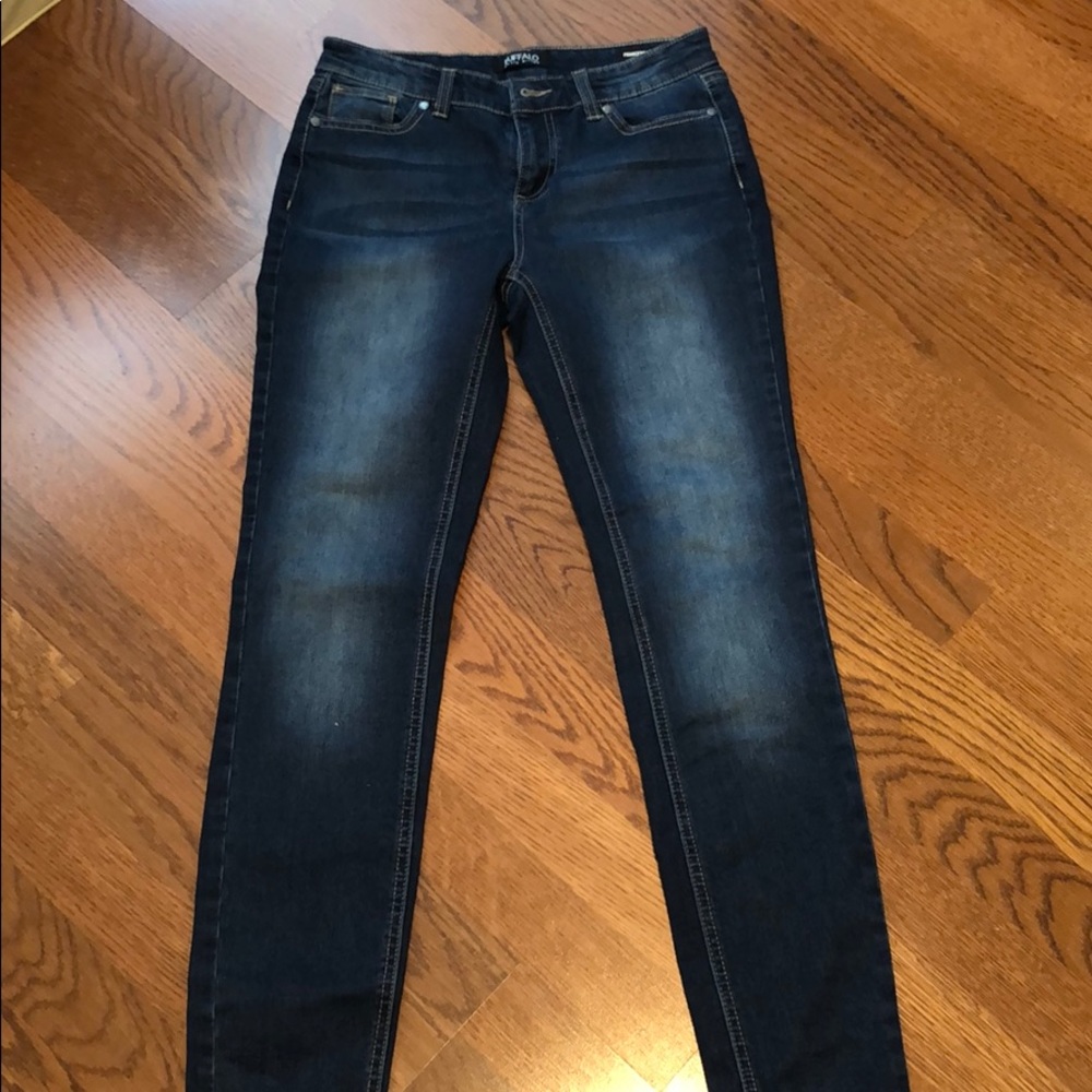 Buffalo Dark Wash skinny jeans size 2 / 26